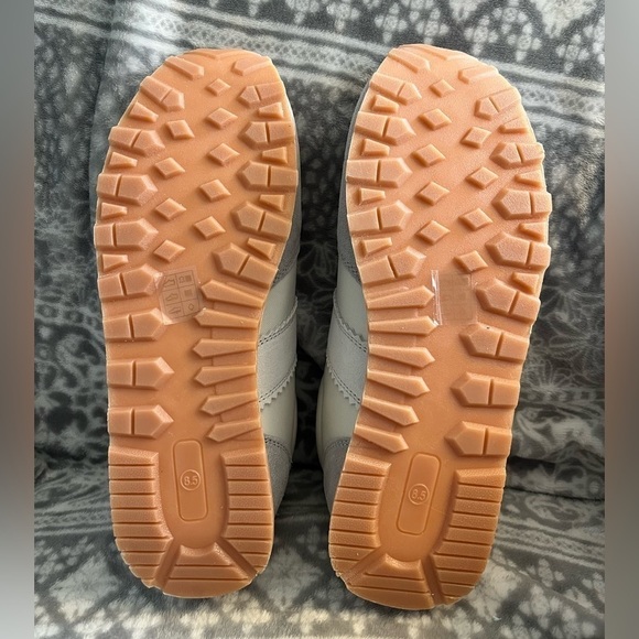 J. Crew Nylon striped city sneakers BJ256 Gray Drawstring White and Gray 8.5 - Picture 8 of 9